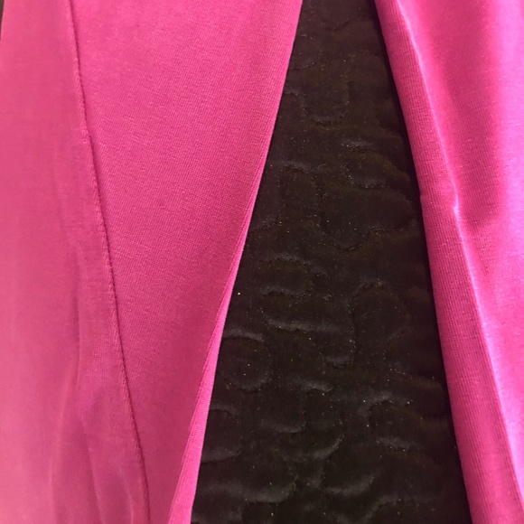 BAIA fucshia pullover with sleeve details - Picture 4 of 8